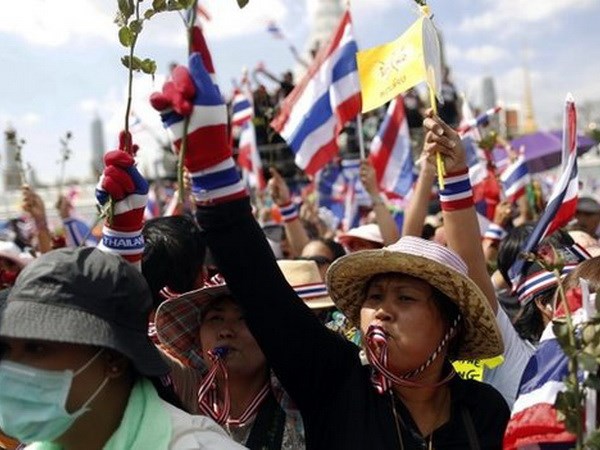 ໄທຍົກເລີກຄຳສັ່ງປິດລ້ອມບັນຊີທະນາຄານຂອງ ຜູ້ແຫ່ຂະບວນປະທ້ວງ